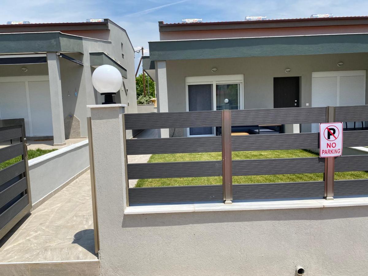 Lili Houses In Nikiti 350M From The Beach Ngoại thất bức ảnh
